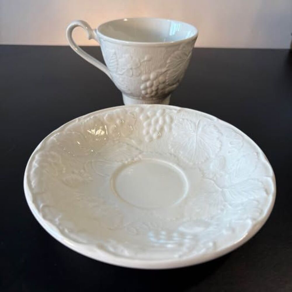 Burleigh Burgess & Leigh Strawberry & Grape Leaf Ironstone Tea Cup Set